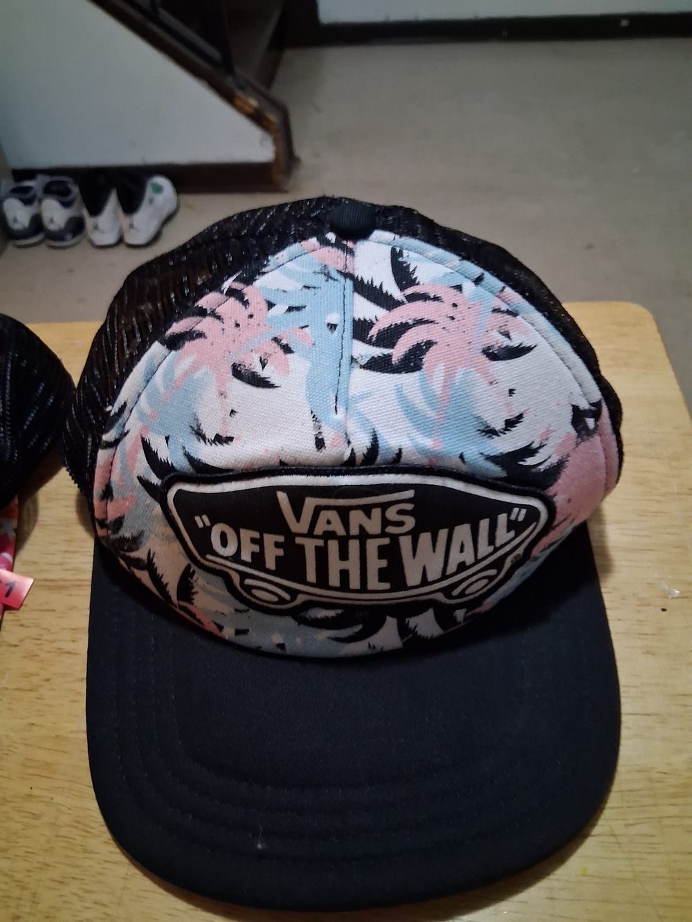 Vans "Off The Wall" Pink & Blue Floral Trucker Cap